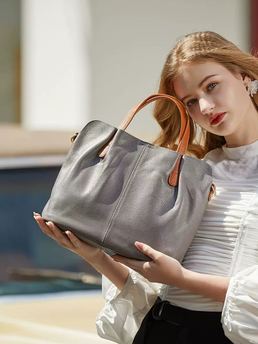 gray fanlosn leather tote bag,women,model display