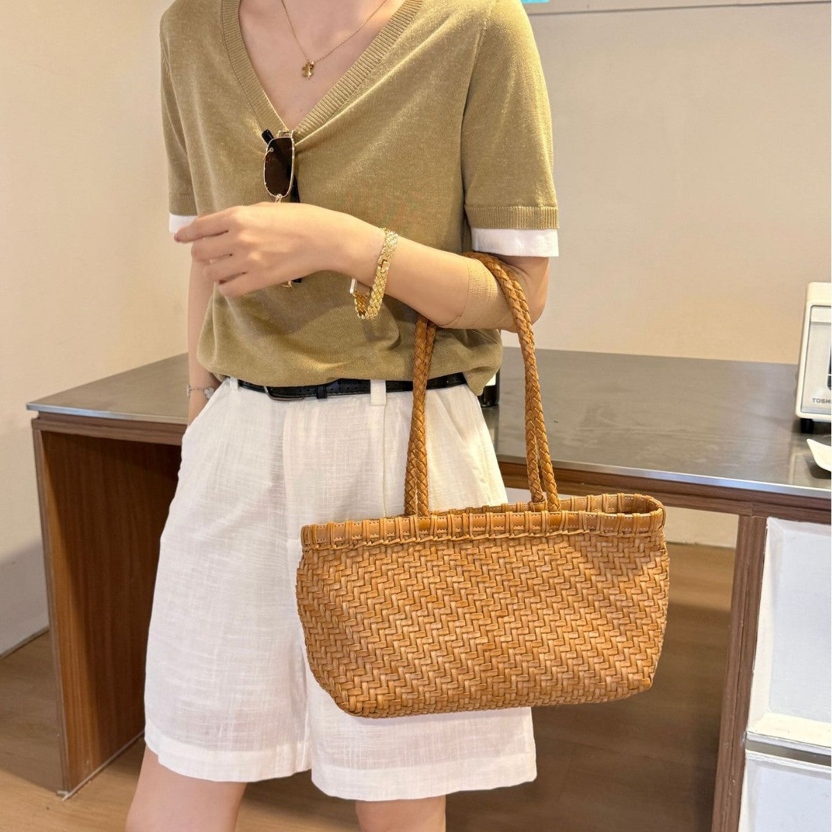 fanlosn primary color woven leather basket bag,women,model display