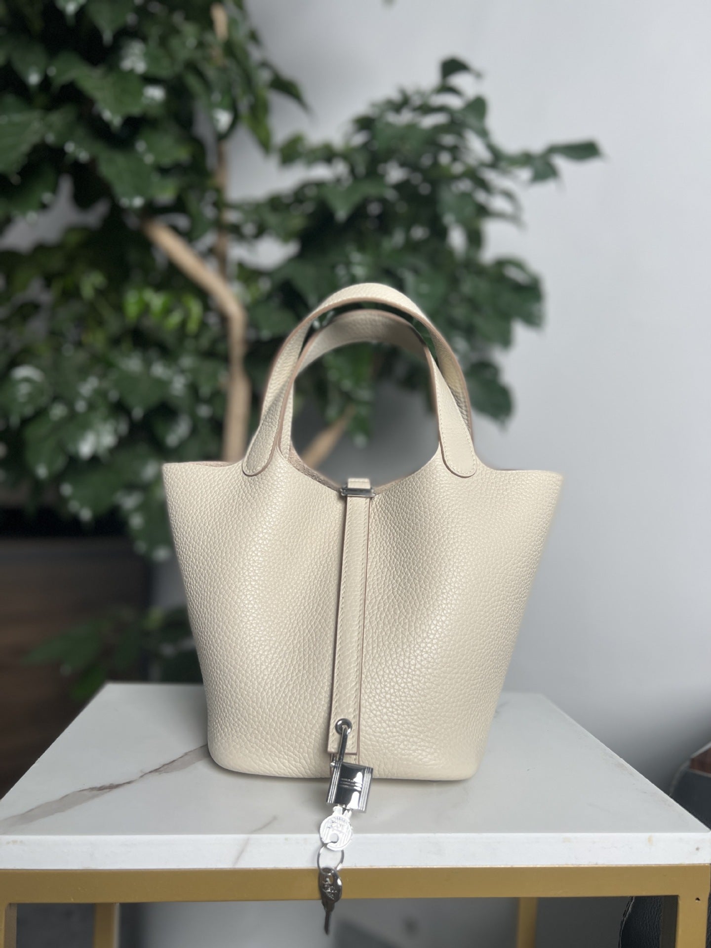 pearl gray silver buckle fanlosn leather bucket bag,women,front