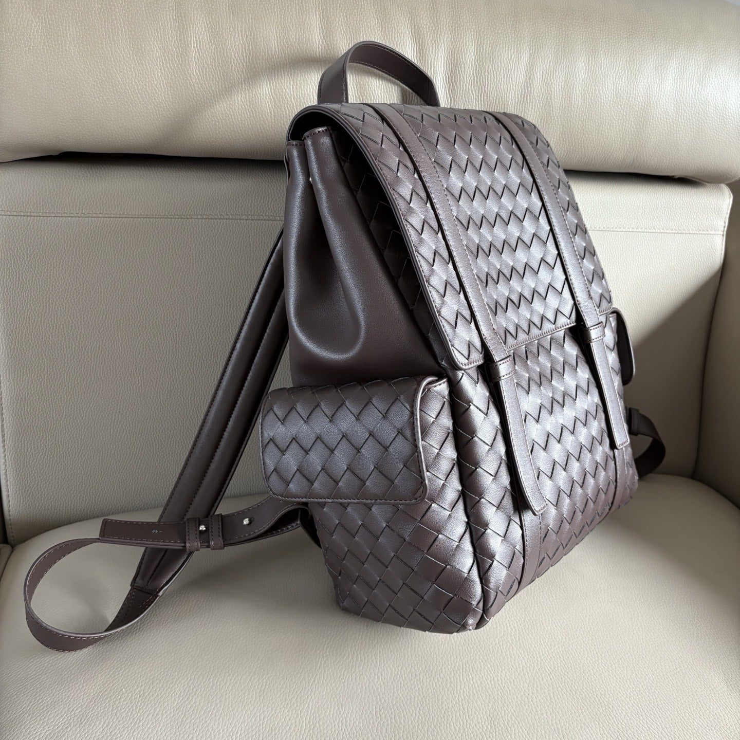 coffee leather business school backpack,unisex,side