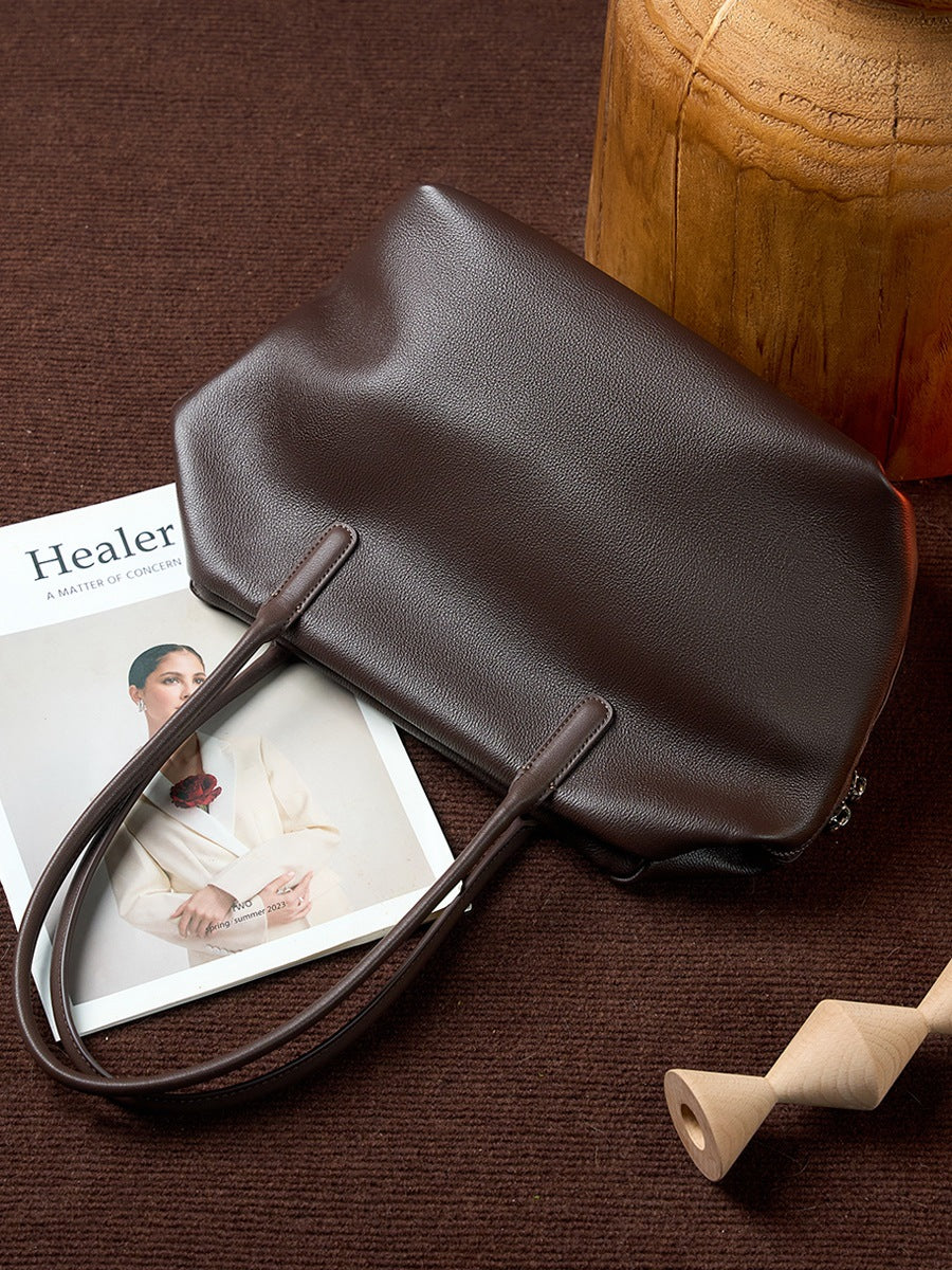 coffee leather shoulder tote bag,women,flat
