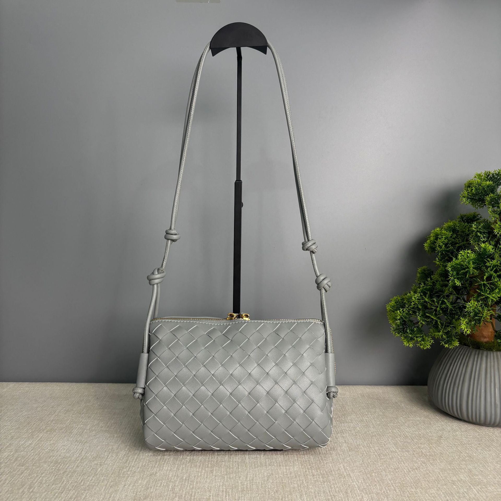 big silver gray fanlosn leather small square shoulder bag,women,front