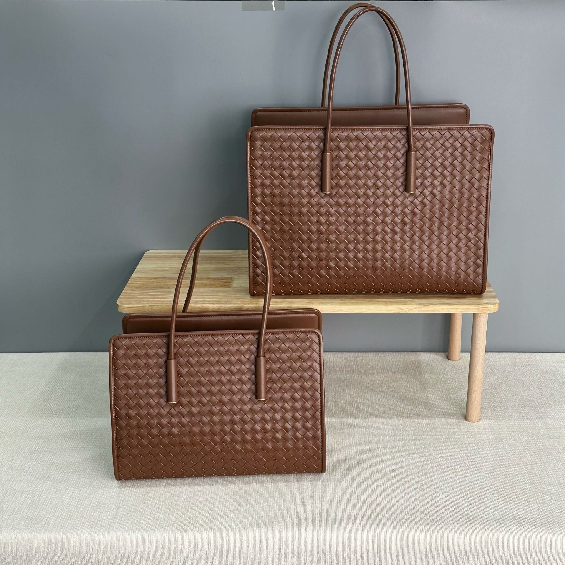 caramel fanlosn woven leather tote bag,women,front