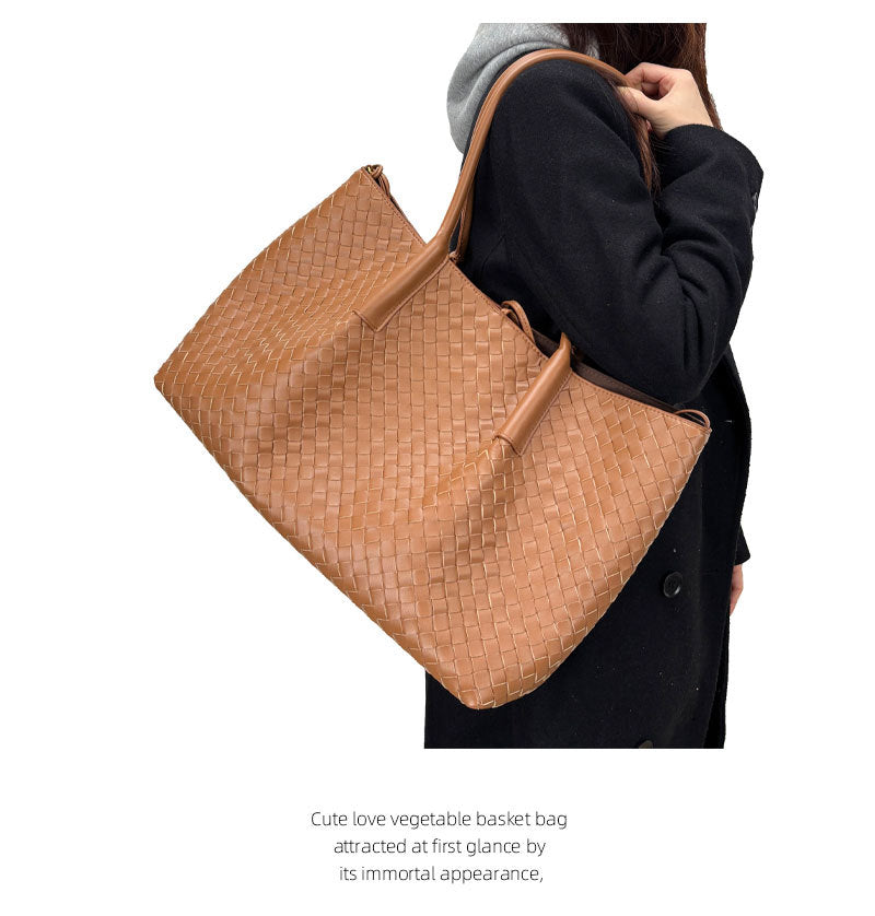 brown big size leather tote handbag,women,model display