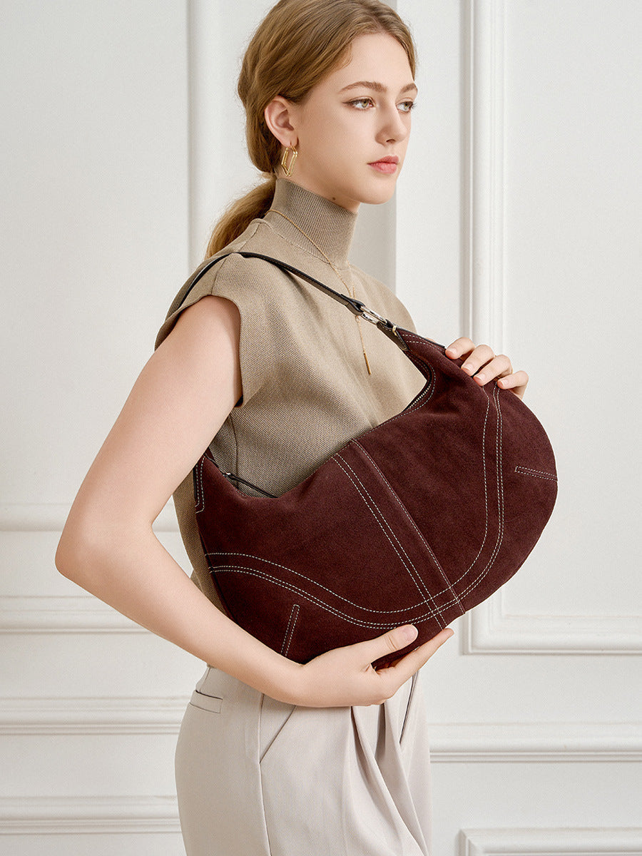 brown suede underarm bag,women,model display 02