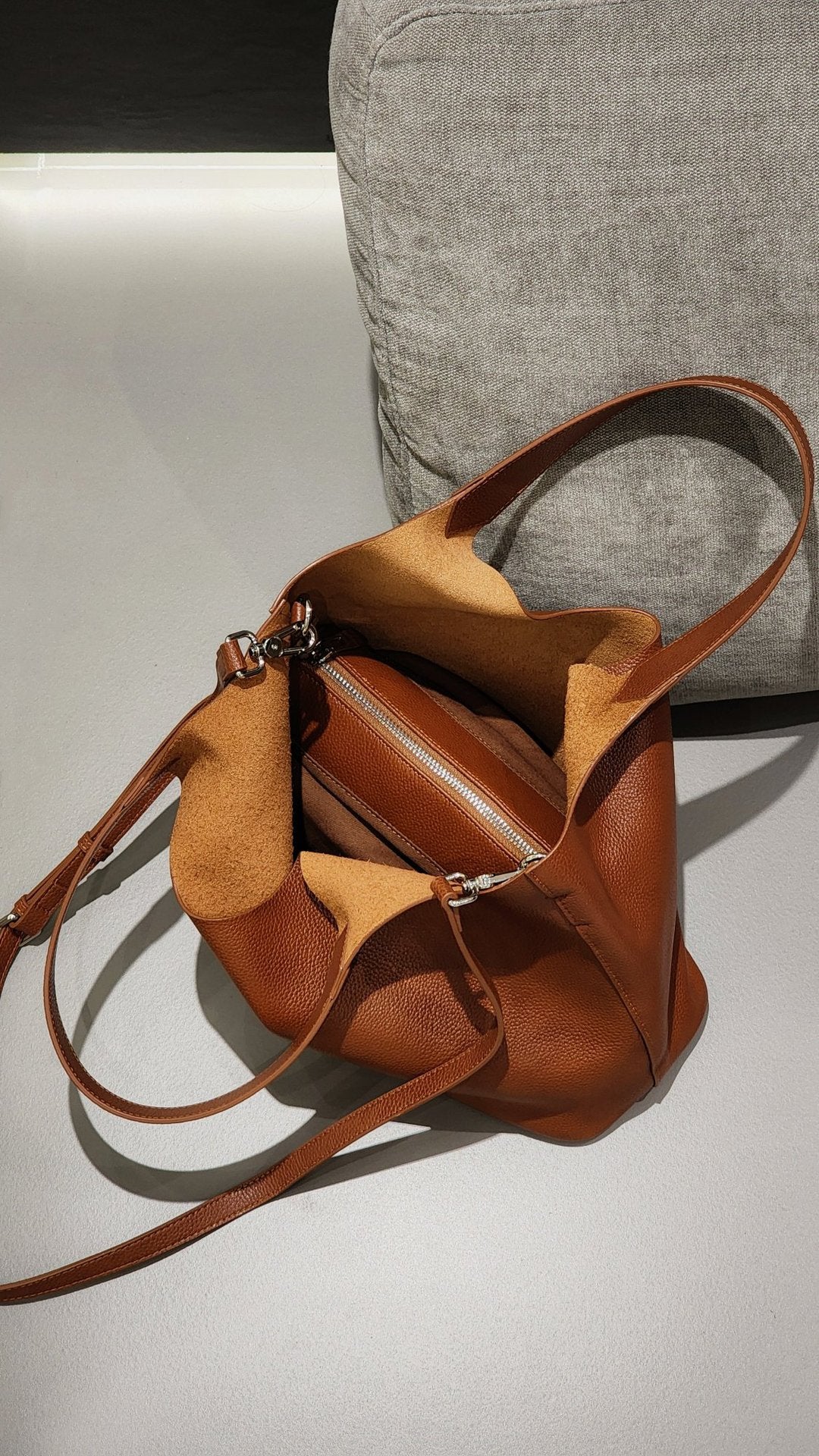 fanlosn small caramel leather underarm shoulder bag,women,inner