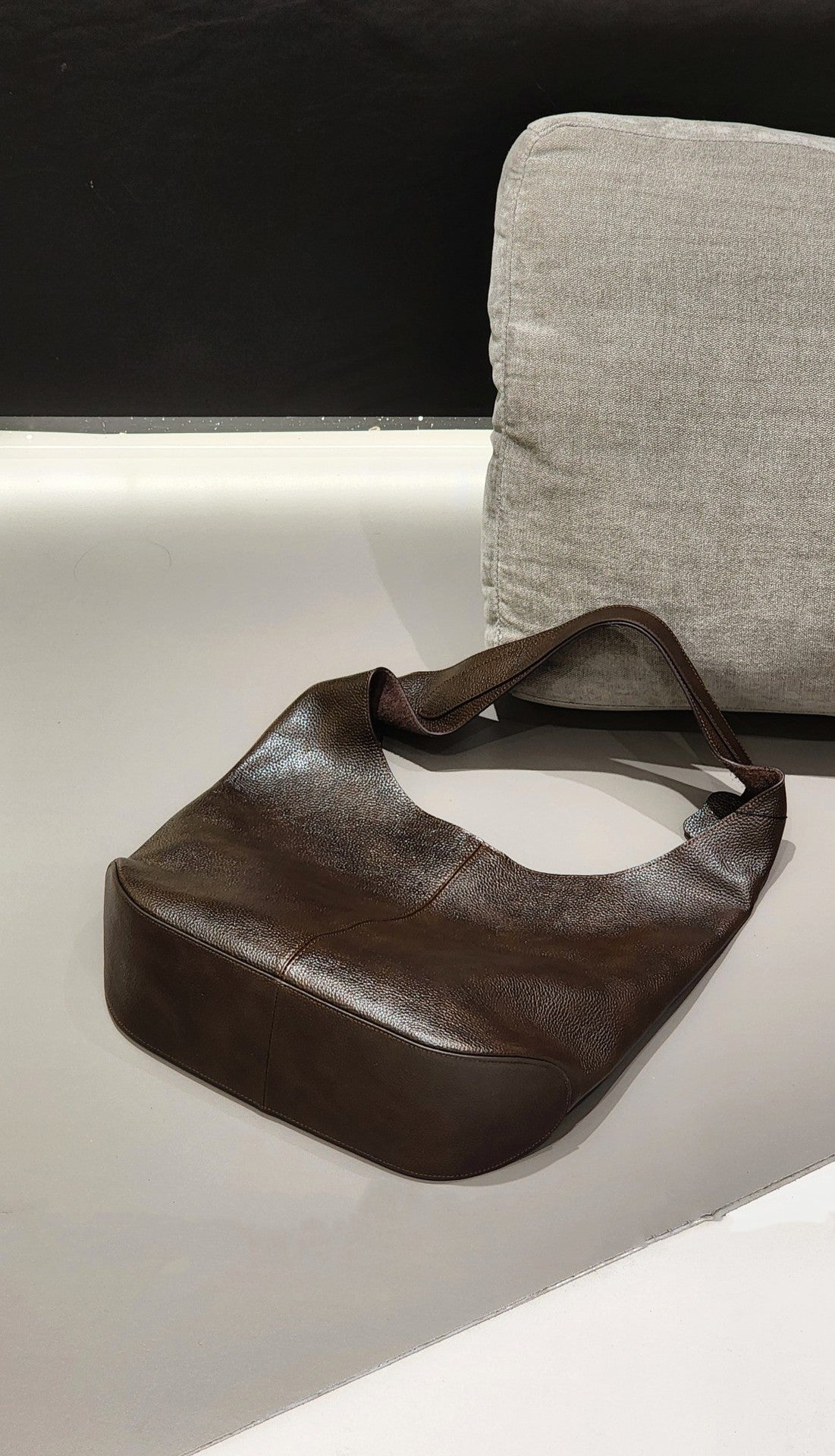 fanlosn coffee leather underarm shoulder bag,women,bottom