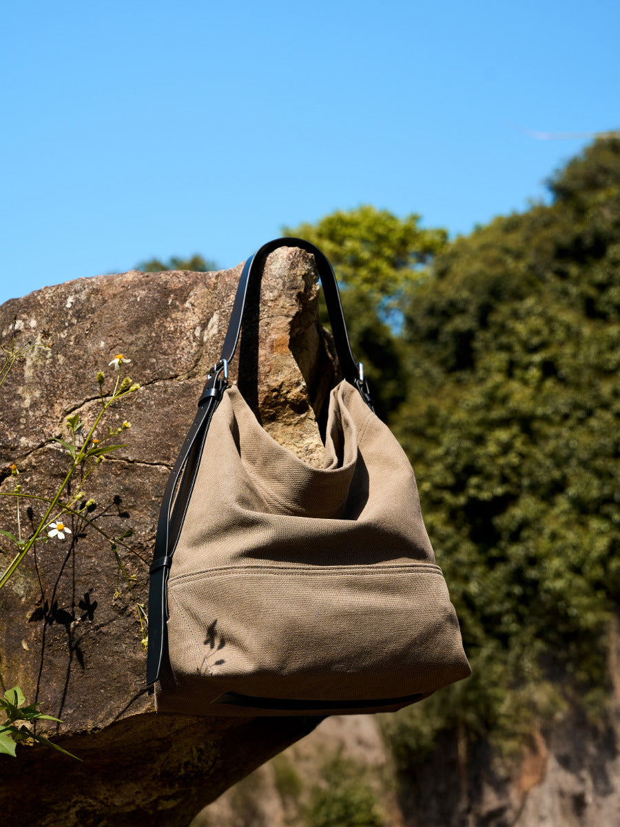 sand tea color canvas underarm tote bag,women,lifestyle